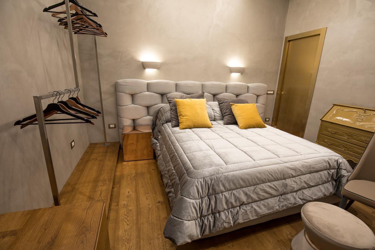 Civico Cinque Home Luxury Apartment Салерно Экстерьер фото